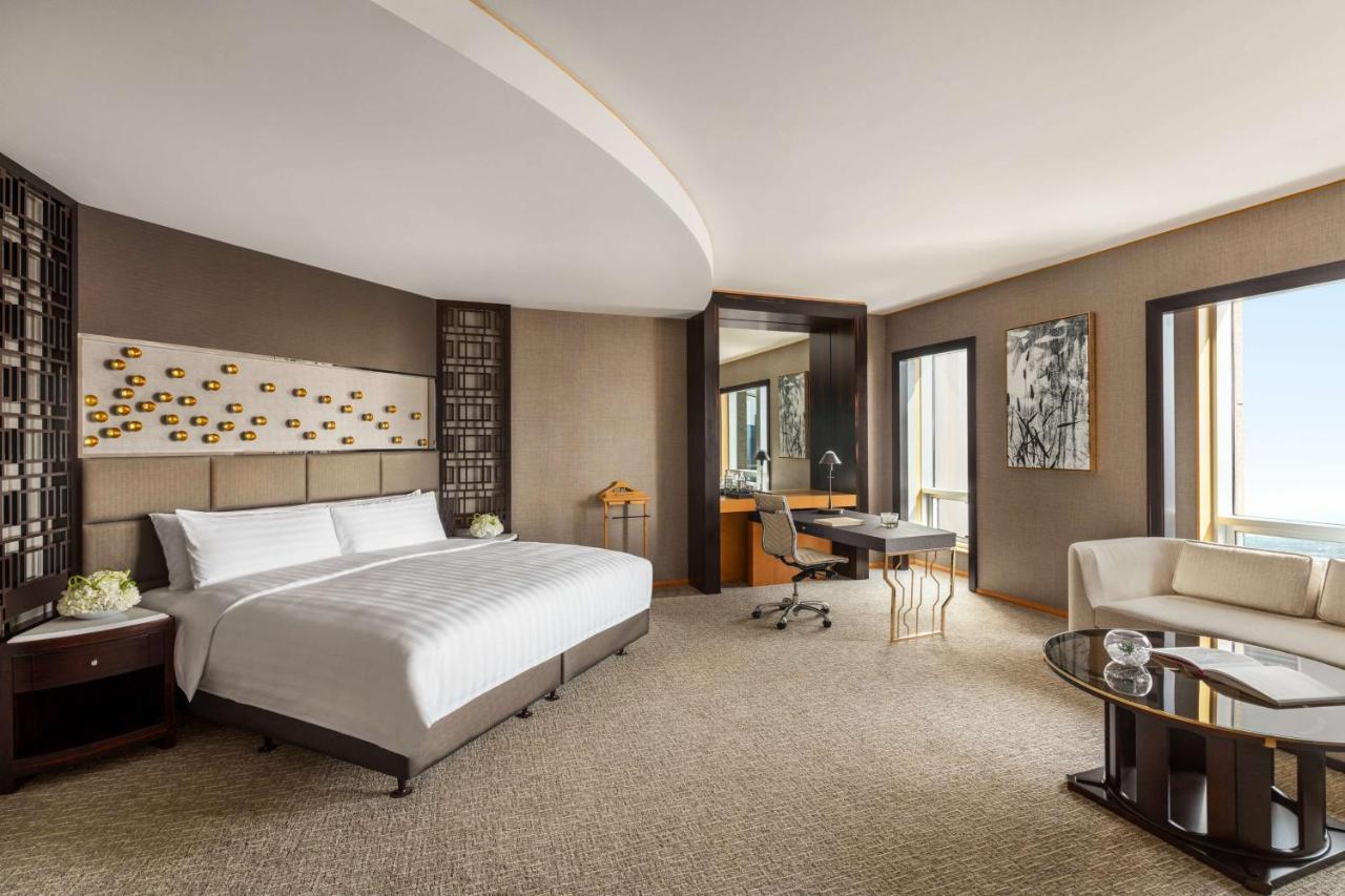 Horizon Premier Room Lounge Access Including Afternoon Tea All Soft Beverages Evening Sundowners & Canapes