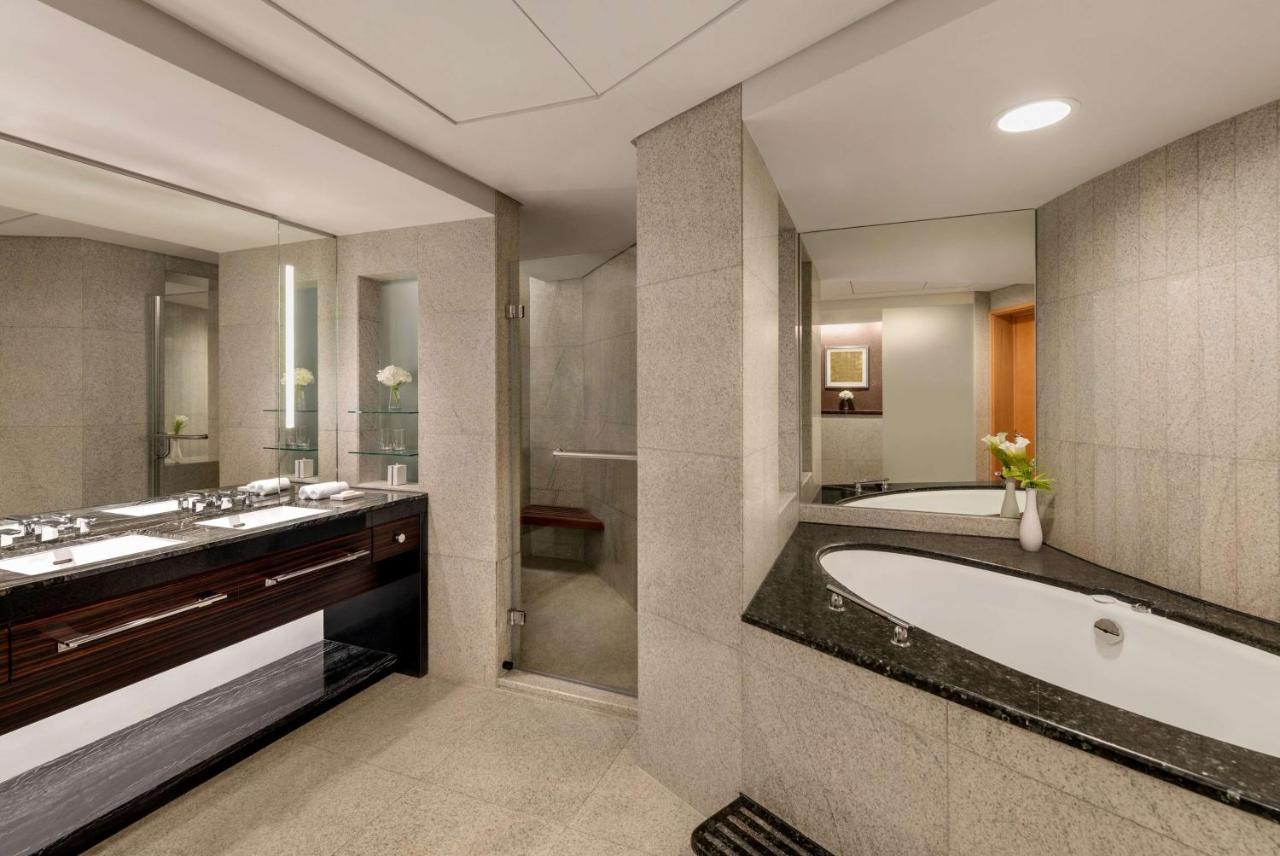 Horizon Premier Room Lounge Access Including Afternoon Tea All Soft Beverages Evening Sundowners & Canapes